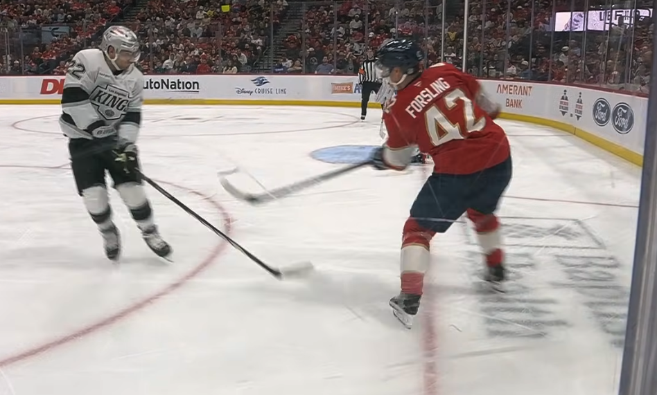 Kevin Fiala marque le but le plus improbable de sa carrière